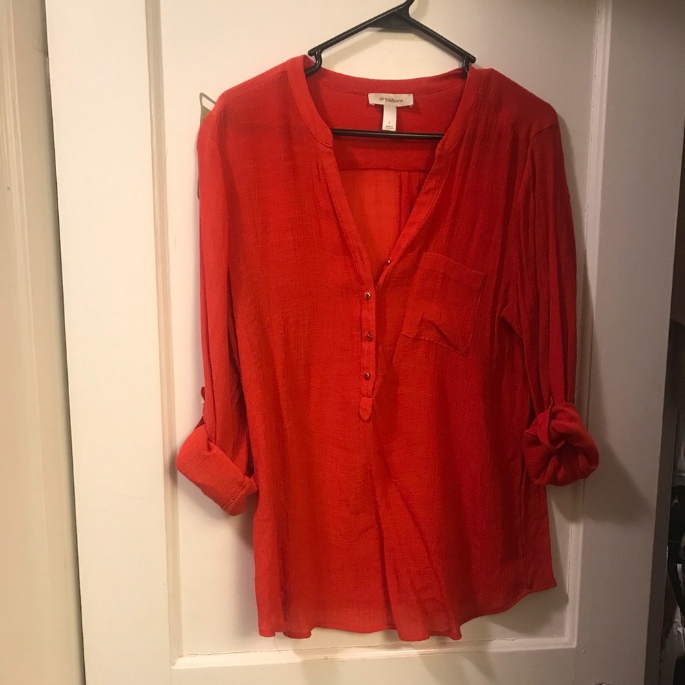 🔥Orange/Red button down blouse🔥